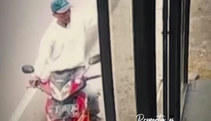 Pria Tak Dikenal Rusak Tiga Halte Bus Trans Jatim Koridor Ii Trosobo – Krian