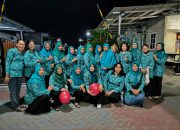 Seru Dan Kocak, Host Pandu Emak-Emak Kempit Balon Di Bukit Bambe, Gresik