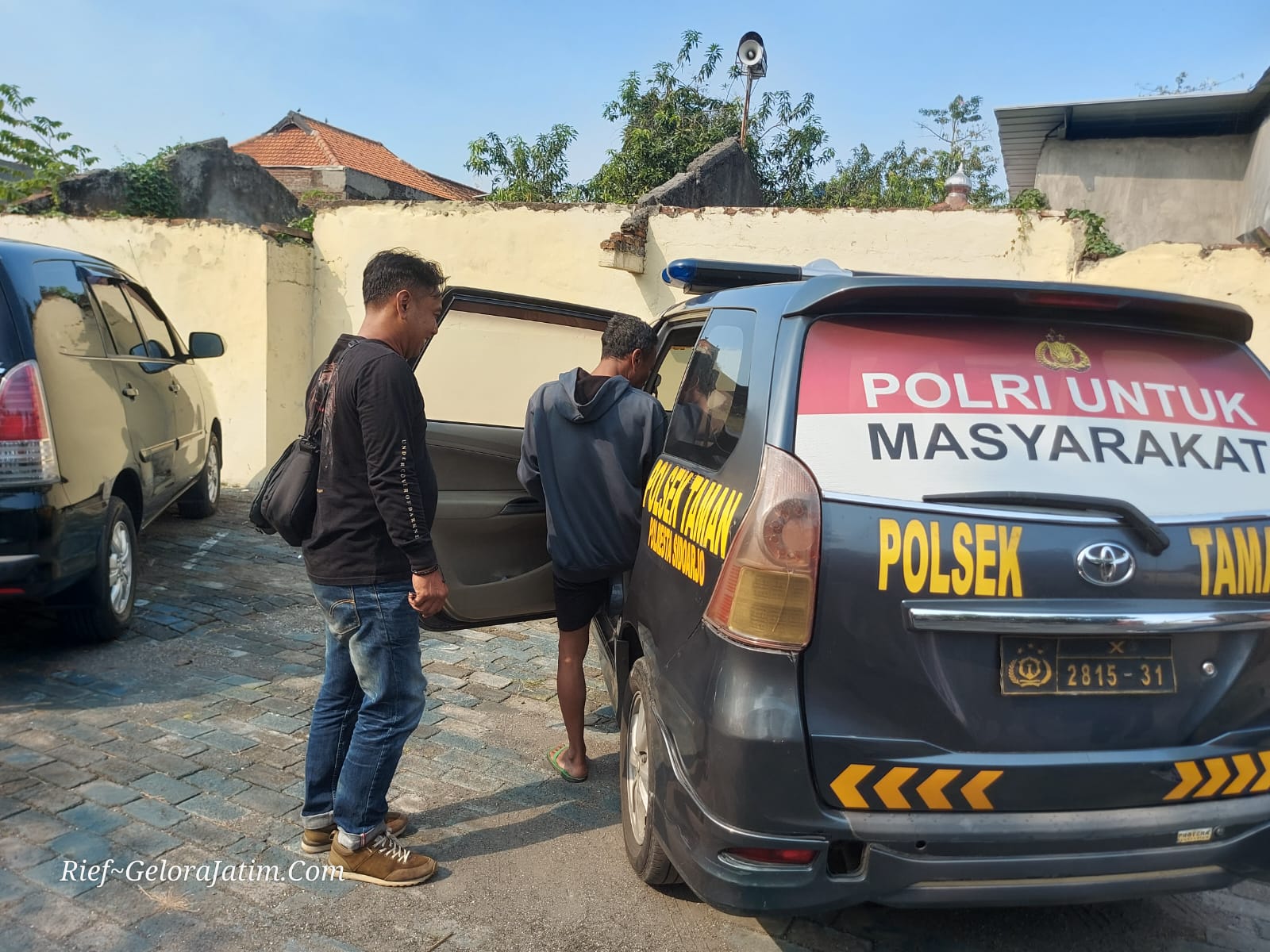 Diduga Alami Gangguan Jiwa, Pelaku Perusakan Halte Bus Trans Jatim Bergelar Sarjana Pendidikan