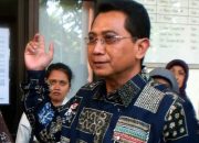 Mantan Bupati Sidoarjo Win Hendrarso Diperiksa Kejaksaan Terkait Dugaan Korupsi Rusunawa Tambaksawah
