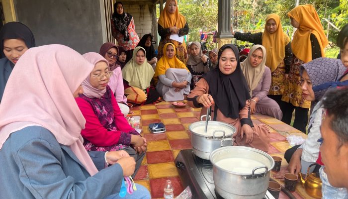 Pemberdayaan Peternak Lokal Melalui Diversifikasi Produk Susu Dan Transformasi Digital Menuju Ekonomi Berkelanjutan