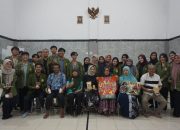 Dorong Ekonomi Lokal, Mahasiswa Kkn Upn “Veteran” Jawa Timur Turun Langsung Temui Umkm Kelurahan Dupak