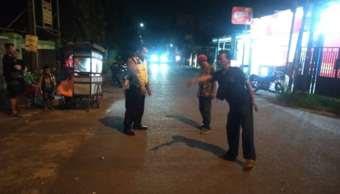 Dua Sepeda Motor Terlibat Tabrakan Di Depan Smpn 1 Sukodono, Dua Pengendara Dilarikan Ke Rsud Sidoarjo