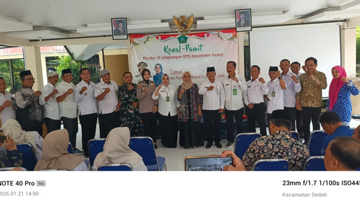 Ini Pesan Abu Dardak Dalam Pisah Sambut Camat Sedati