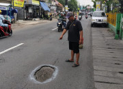 Warga Sudah Cor Sendiri, Pemerintah Masih Diam Soal Lubang Sedati Gede