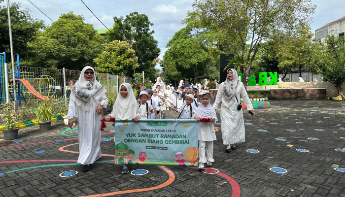 Tarhib Ramadan: Kb Tk Al Muslim Sidoarjo Sambut Bulan Suci Ramadan Dengan Hati Riang Gembira