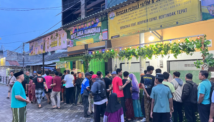 Menebar Keberkahan Di Bulan Suci, Ypys Al Faqir Bagikan Buka Puasa Dan Siapkan Santunan Yatim