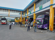 Lonjakan Pemudik Mulai Terjadi Di Terminal Purabaya, Armada Bus Ditambah