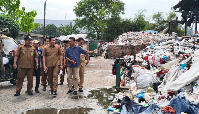 Tpst Desa Sedatigede Mampu Mandiri, Bupati Sidoarjo H. Subandi Dorong  Penguatan Ekonomi Warga