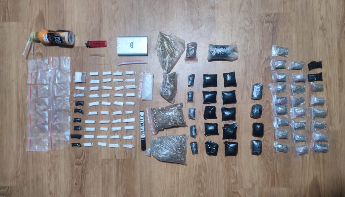 Satresnarkoba Polresta Sidoarjo Ungkap Narkoba 56 Gram Sabu Dan 408 Gram Ganja