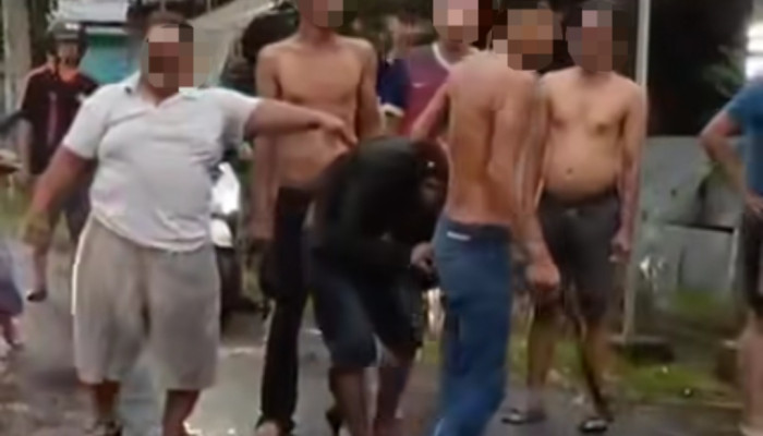 Aksi Curanmor Gagal Di Krian, Terduga Pelaku Dihajar Massa