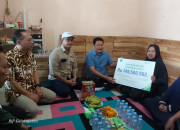 Bupati Sidoarjo Serahkan Santunan Jkk Rp 149,5 Juta Kepada Keluarga Ojol Korban Kecelakaan