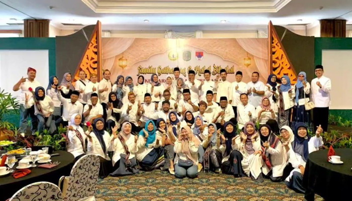 Keluarga Besar Asosiasi Pengawas Sekolah Indonesia (Apsi) Dan Ikatan Penilik Indonesia (Ipi) Kabupaten Pasuruan Gelar “Family Gathering & Halal Bihalal”