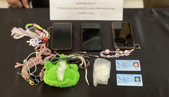 Modus Boneka Gantungan Kunci Terbongkar, 16,82 Gram Sabu Gagal Masuk Lapas Surabaya