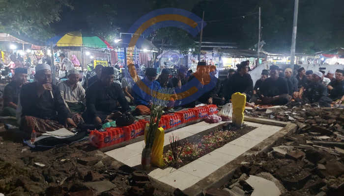 Ratusan Jamaah Padati Makam Mbah Dirjo, Dzikir Kubro Jadi Simbol Perlawanan Atas Perusakan Situs Ulama