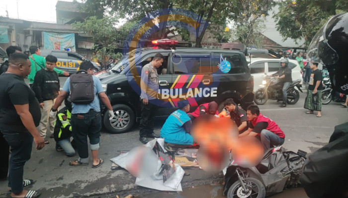 Kecelakaan Maut Di Depan Smp Dharma Wanita Gedangan, Dua Anak Tewas Di Tempat