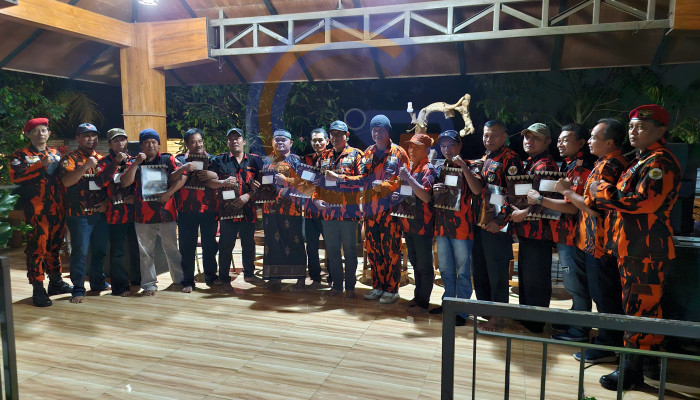 Pemuda Pancasila Pac Taman Gelar Gathering Dan Serahkan Sk 13 Ranting, Perkuat Soliditas Organisasi