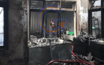 Rumah Di Perum Bumi Citra Sekawan Regency Sidoarjo Terbakar, Pemadaman Berlangsung Hampir Dua Jam