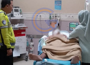 Motor Pembawa Ronjot Oleng Dan Terjatuh Di Balongbendo, Pengendara Alami Luka Kepala