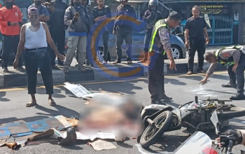 Diduga Kurang Hati-Hati Saat Mendahului, Pengendara Motor Tewas Terlindas Truk Di Jalan Raya Gilang