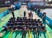Pengamanan Ketat, 50 Narapidana Risiko Tinggi Lapas Kelas I Surabaya Dipindahkan Ke Nusakambangan