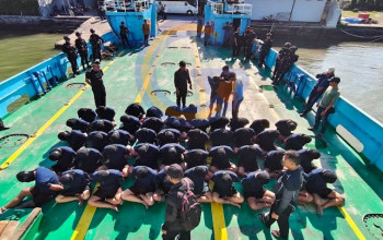 Pengamanan Ketat, 50 Narapidana Risiko Tinggi Lapas Kelas I Surabaya Dipindahkan Ke Nusakambangan