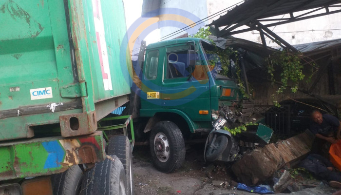 Dua Pengendara Motor Tewas Dalam Kecelakaan Beruntun Di Jalur Tengkorak Balongbendo