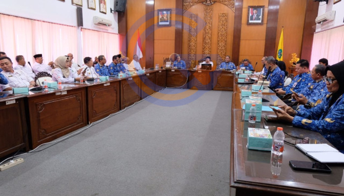 Bupati Subandi Konsolidasikan Kades Dan Bpd Demi Sukseskan Program Kdmp Presiden   Prabowo