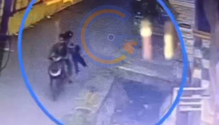 Viral Rekaman Cctv Jambret Bocah Di Taman, Warga Murka Dan Minta Pelaku Ditangkap