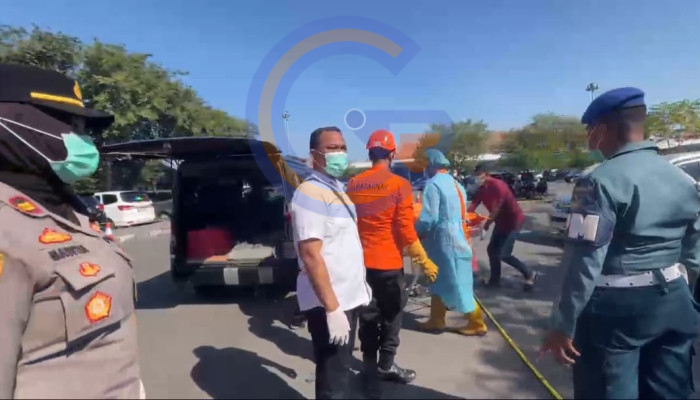 Geger! Wanita Ditemukan Tewas Di Dalam Mobil Terparkir Dua Hari Di Terminal 1 Juanda