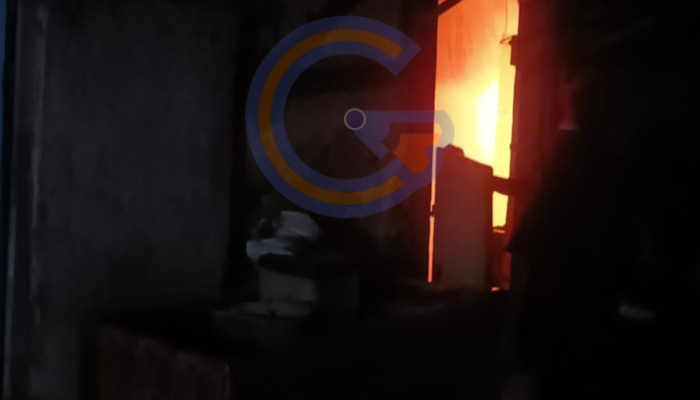 Si Jago Merah Mengamuk Di Bebekan Selatan, Satu Rumah Hangus Terbakar