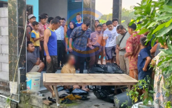 Pelaku Pecah Kaca Mobil Peziarah di Makam Mbah Jaelani Tulangan Babak Belur Dihajar Massa 3 20260724 163228