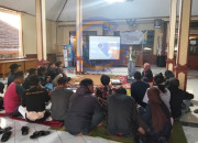 Gali Potensi Wisatawan Asing, Upn Veteran Jatim Latih “English For Guiding” Pokdarwis Desa Wisata Gubugklakah