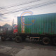 Diduga Rem Blong, Trailer Tabrak Motor Di Lampu Merah Geluran, Seorang Pengendara Terluka