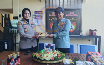 Tumpeng Dan Ucapan Di Hari Bhayangkara: Wujud Sinergi Dan Apresiasi Forkopimcam Sedati