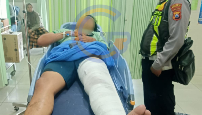 Pengendara Beat Patah Kaki Usai Tabrak Mobil Belajar Mengemudi Di Trosobo