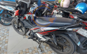 Terobos Lampu Merah, Pengendara Supra X Tertabrak Cbr Didepan Pos Polisi Geluran