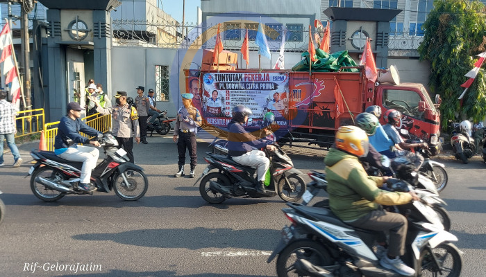 Buruh Fspmi Demo Di Pt Borwita Taman, Arus Lalin Masih Relatif Lancar