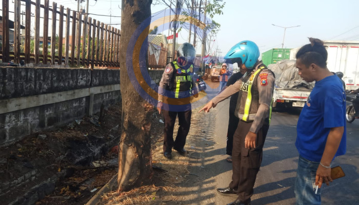 Laka Tunggal Di Jalan Raya Gilang, Pengendara Nmax Alami Patah Tulang