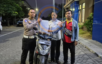 Sepeda Motor Hasil Curian Ditemukan Saat Patroli, Satlantas Polresta Sidoarjo Kembalikan Ke Pemilik