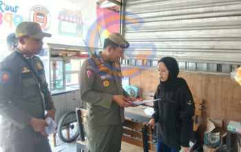 Ratusan Bangli Di Sepanjang Frontage Road Sidoarjo Mulai Ditertibkan, Pemilik Diminta Bongkar Mandiri