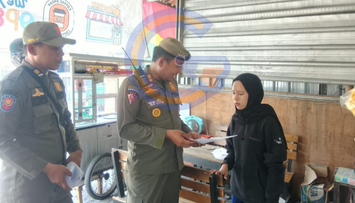 Ratusan Bangli Di Sepanjang Frontage Road Sidoarjo Mulai Ditertibkan, Pemilik Diminta Bongkar Mandiri