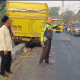 Truk Colt Diesel Oleng Dan Naik Median Jalan Di Sidorejo Krian