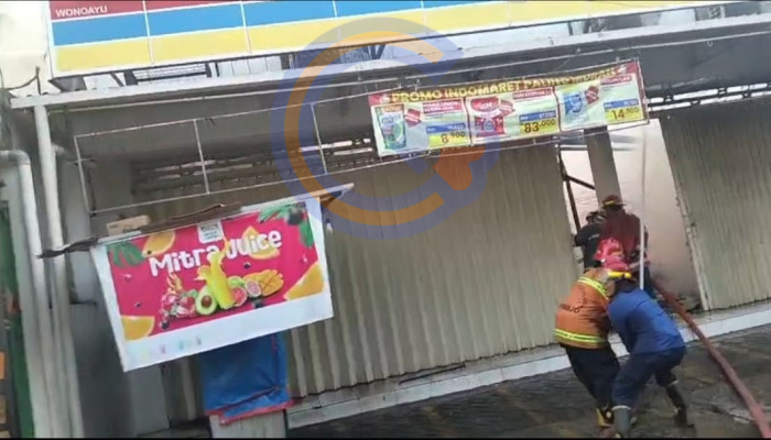 Indomaret Perumtas 3 Tulangan Dilalap Si Jago Merah, Diduga Dipicu Hubungan Arus Pendek