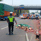 Diduga Pecah Ban, Pikap Bermuatan Saus Kecelakaan Di Tol Porong Km 755/B