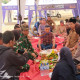 Tumpeng Hut Ke-81 Tni Untuk Koramil Sedati, Camat Dan Kapolsek Tegaskan Soliditas Tiga Pilar