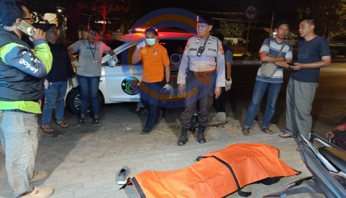 Cctv Rekam Detik-Detik Agus Berjalan Sempoyongan Sebelum Ditemukan Meninggal