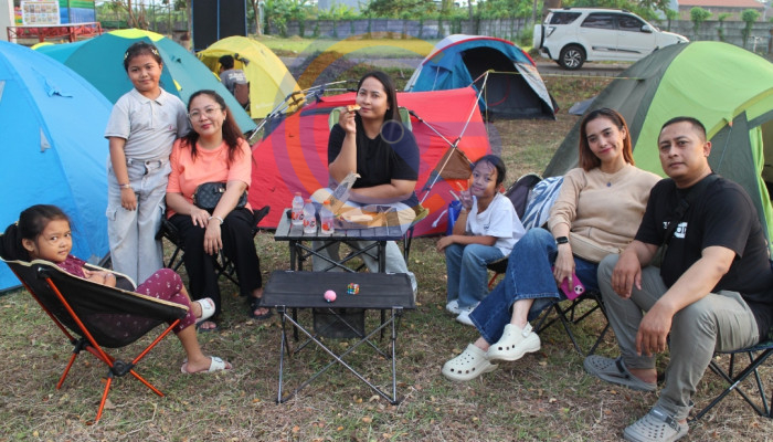 Unik, Warga Mandiri Residence Gelar Camping Berkah